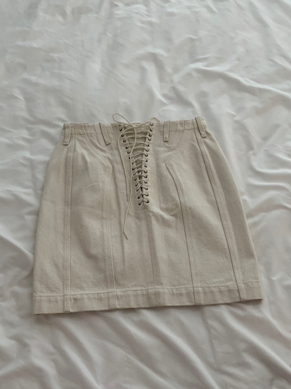 RARE SOUGHT AFTER 1991 ALAIA RUNWAY LACE UP IVORY DENIM MINI SKIRT XS